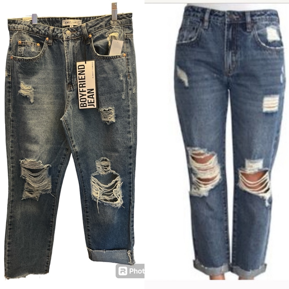 Almost Famous Destructed "vintage y2k look" high rise boyfriend jean 29/9